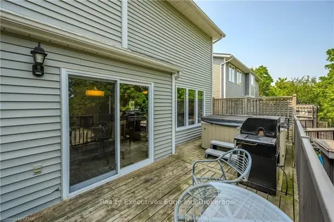 6 Cranberry Court Guelph ON N1K 1R7