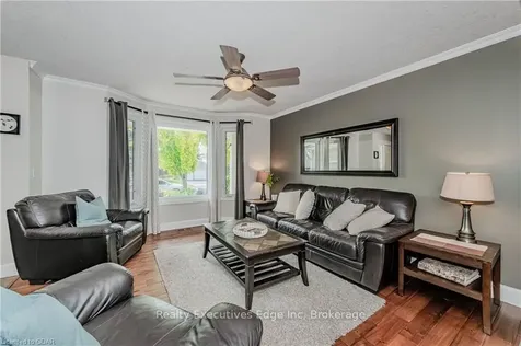 6 Cranberry Court Guelph ON N1K 1R7