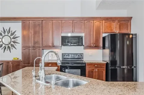 875 University Avenue E Waterloo ON N2K 0A1