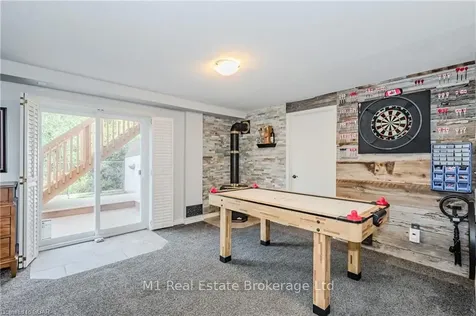 327 Starwood Drive Guelph ON N1E 6Z9