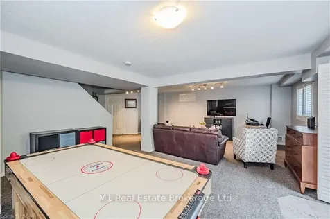 327 Starwood Drive Guelph ON N1E 6Z9