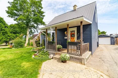 7 Gort Avenue Brant ON N3L 2H8