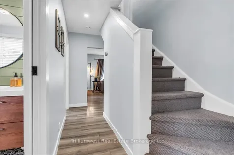 7 Gort Avenue Brant ON N3L 2H8