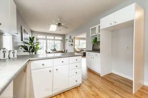 5 Wild Rose Court Guelph ON N1G 4X7