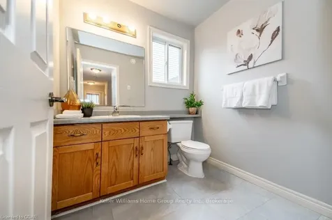 5 Wild Rose Court Guelph ON N1G 4X7