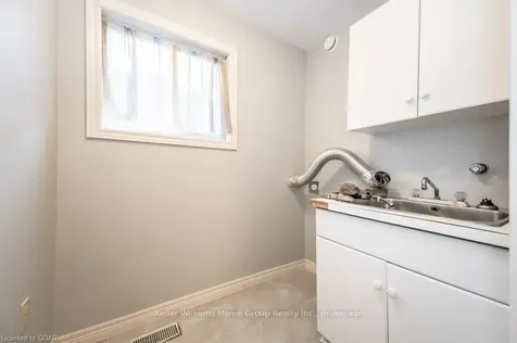 5 Wild Rose Court Guelph ON N1G 4X7