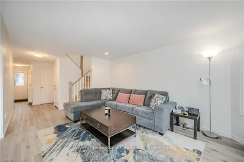 33 Bushmills Crescent Guelph ON N1K 1T6