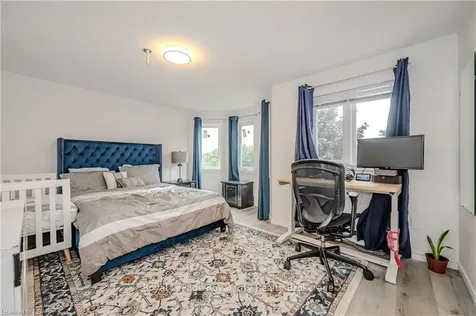 33 Bushmills Crescent Guelph ON N1K 1T6