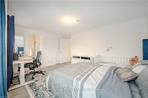 33 Bushmills Crescent Guelph ON N1K 1T6
