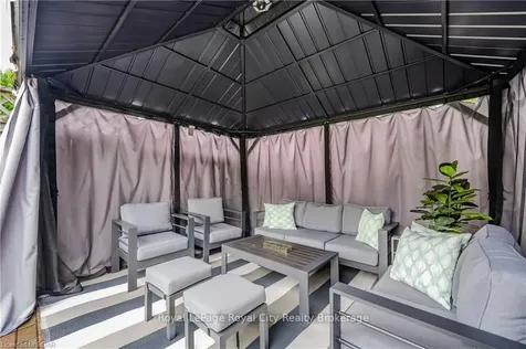 33 Bushmills Crescent Guelph ON N1K 1T6