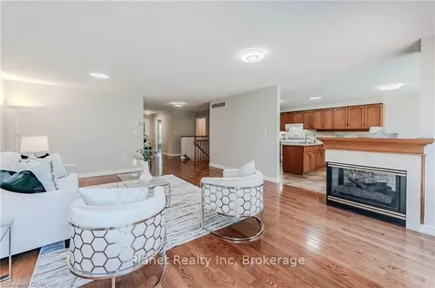 35 White Pine Way Guelph ON N1G 4X7