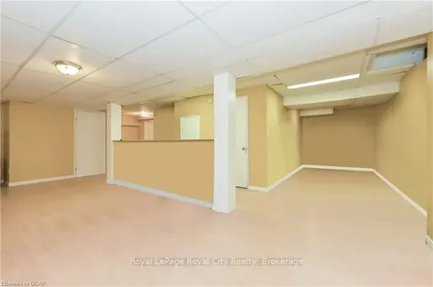 742 Woodhill Drive Centre Wellington ON N1M 3N2