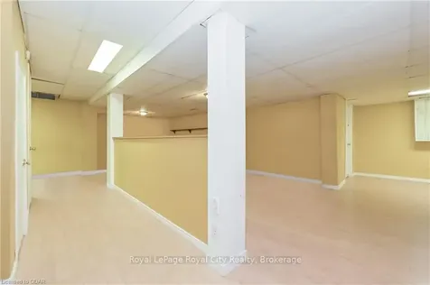 742 Woodhill Drive Centre Wellington ON N1M 3N2