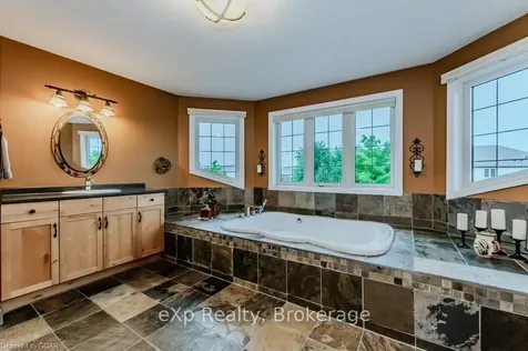 284 Townsend Drive Woolwich ON N0B 1M0