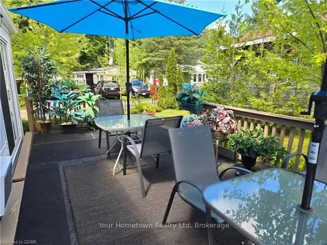 128 Cedar Crescent Centre Wellington ON N1M 2W5