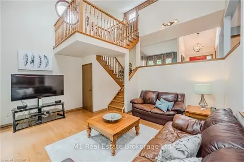 25 Thornhill Drive Guelph ON N1H 8B6