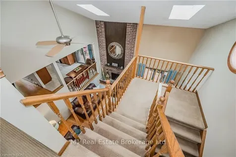 25 Thornhill Drive Guelph ON N1H 8B6