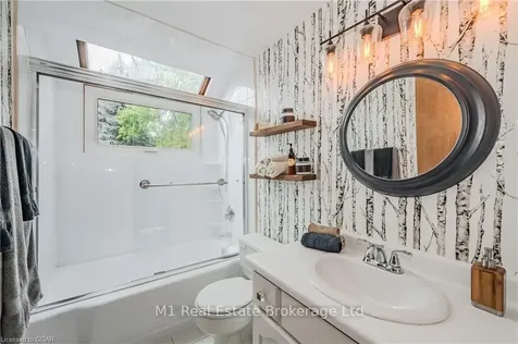 25 Thornhill Drive Guelph ON N1H 8B6