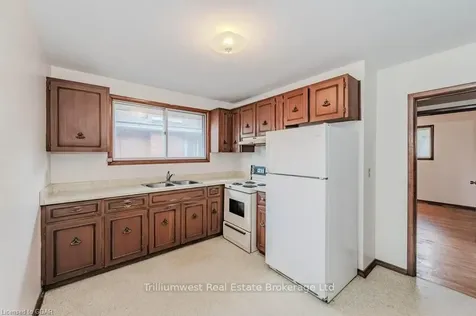 17 Heath Road Guelph ON N1H 6G8