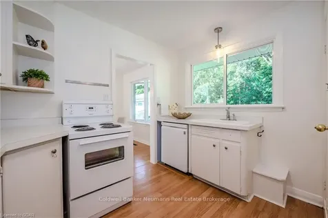 5 Calgary Avenue Guelph ON N1E 4M2