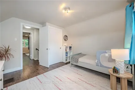 28 Winston Crescent Guelph ON N1E 2J9