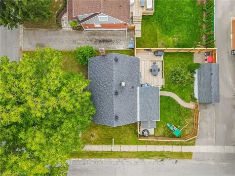 28 Winston Crescent Guelph ON N1E 2J9