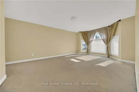 31 Lois Lane Guelph ON N1K 1W5