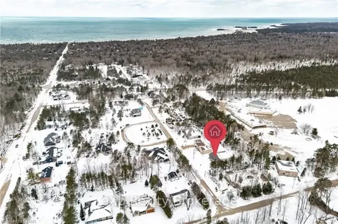 61 Campbell Crescent South Bruce Peninsula ON N0H 2G0