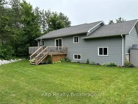 61 Campbell Crescent South Bruce Peninsula ON N0H 2G0