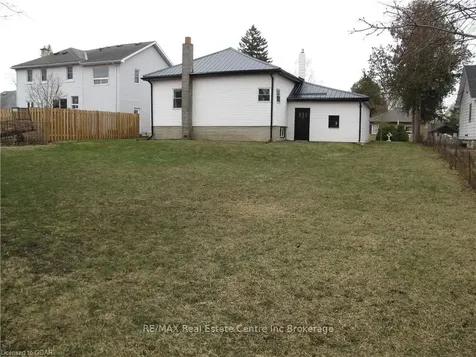 112 Emma Street Guelph ON N1E 1T8