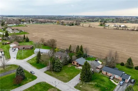 27 Bruce Street Kawartha Lakes ON K0M 2N0