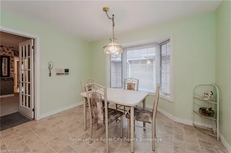 75 Beasley Crescent Cambridge ON N1T 1P5