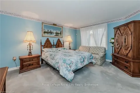 75 Beasley Crescent Cambridge ON N1T 1P5