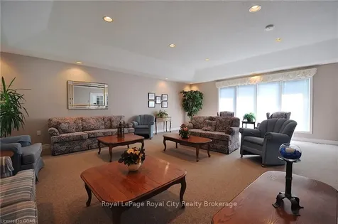 75 Beasley Crescent Cambridge ON N1T 1P5