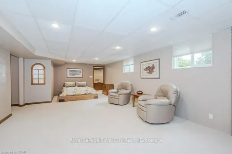 128 Harvard Road Guelph ON N1G 3R1