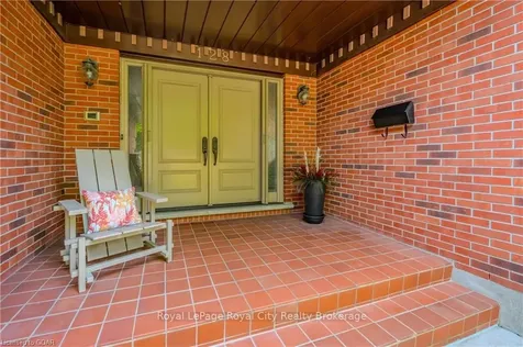128 Harvard Road Guelph ON N1G 3R1