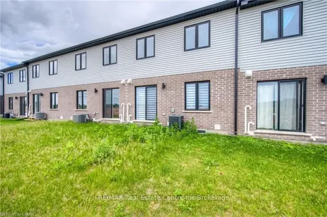 297 Bradshaw Drive Stratford ON N5A 0K2