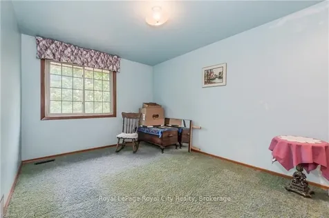575 Hill Street E Centre Wellington ON N1M 2X9