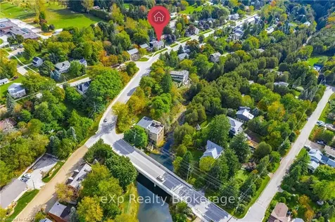459 Geddes Street Centre Wellington ON N0B 1S0