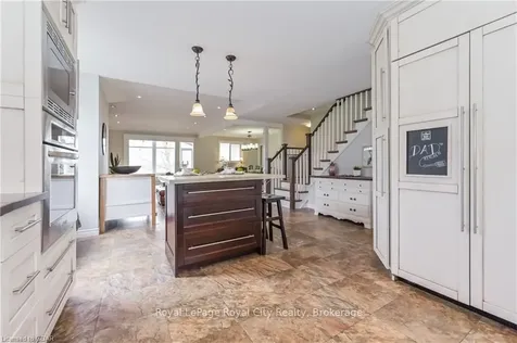 465 Whitelaw Road Guelph ON N1K 1L6