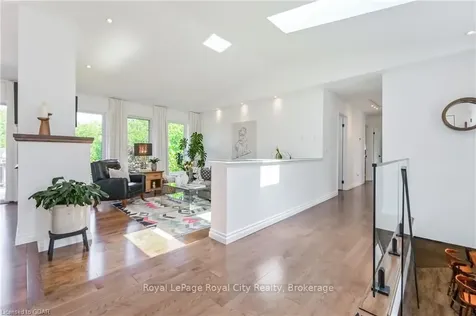131 Millford Crescent Centre Wellington ON N0B 1S0