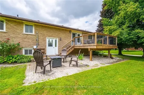 120 Angelica Street Centre Wellington ON N1M 2Z7