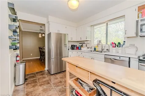 306 Edinburgh Road S Guelph ON N1G 2K4