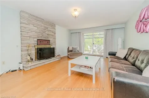 306 Edinburgh Road S Guelph ON N1G 2K4