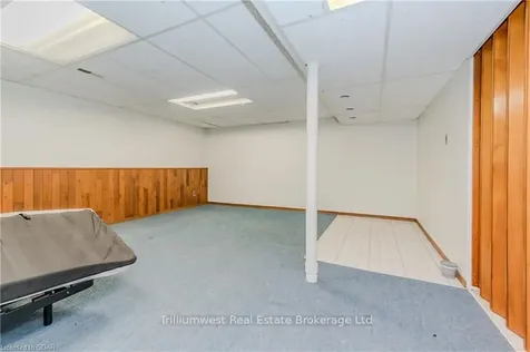 306 Edinburgh Road S Guelph ON N1G 2K4