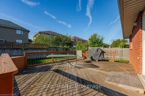 4 Shelby Place Guelph ON N1K 1W7