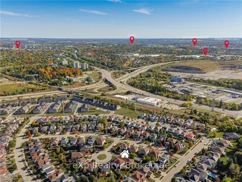 4 Shelby Place Guelph ON N1K 1W7