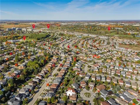 4 Shelby Place Guelph ON N1K 1W7