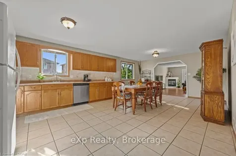 4 Shelby Place Guelph ON N1K 1W7