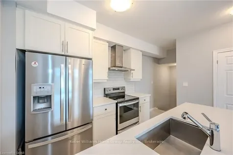 178 Oat Lane Kitchener ON N2R 0S8